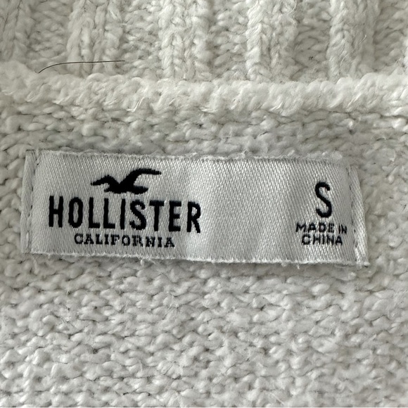 Hollister Knit Sweater - Picture 3 of 5